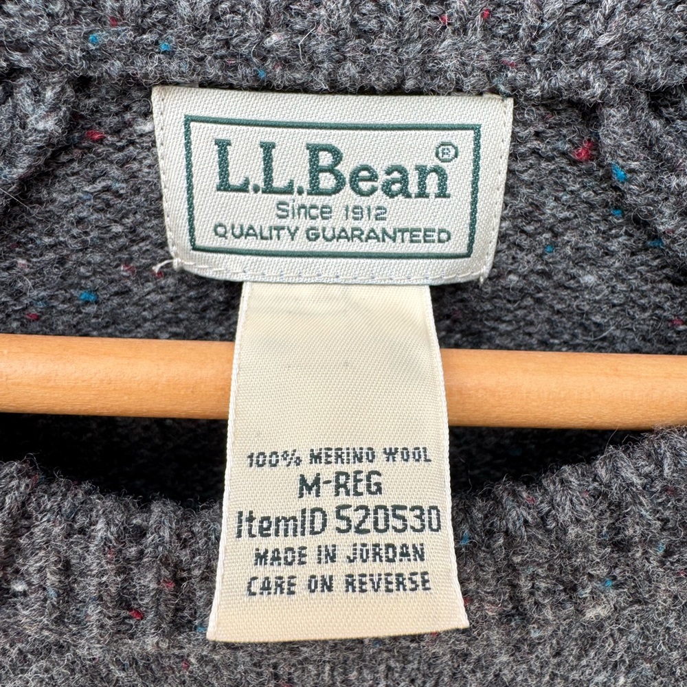 L.L. Bean Charcoal Crewneck Sweater for Men 100% merino wool - Picture 3 of 3